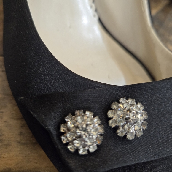 Shoes - Picture 5 of 5